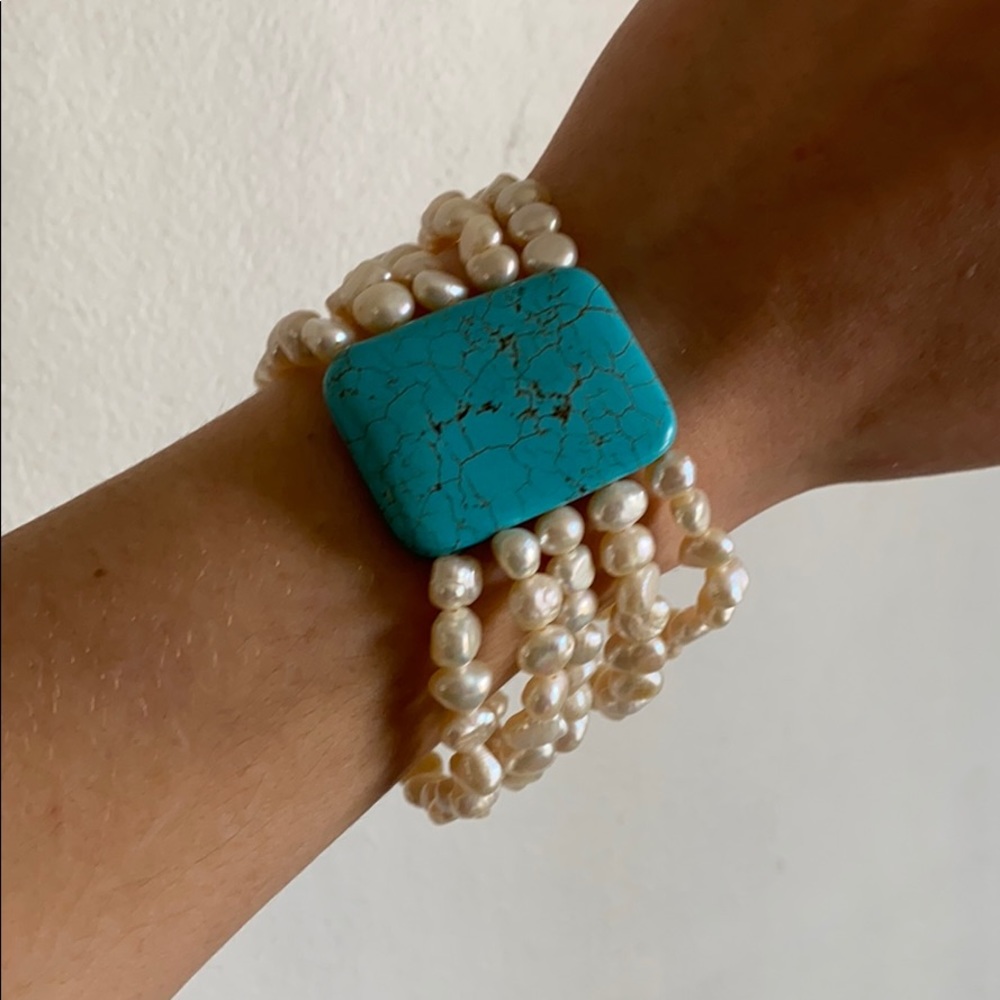 Turquoise and fresh water pearl Bracelet